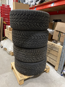 Continental Talverehvid 295/40R21 (1 foto / 1)