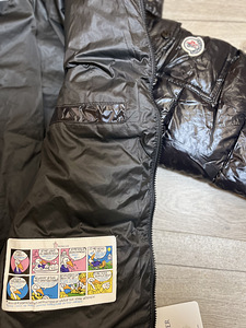 Moncler must tepitud jope (M,) (2 foto / 5)