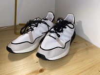 Кроссовки Adidas ZX 2K Boost Pure Shoes продам