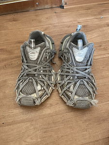 Balenciaga 3xl реплика (3 фото из 5)