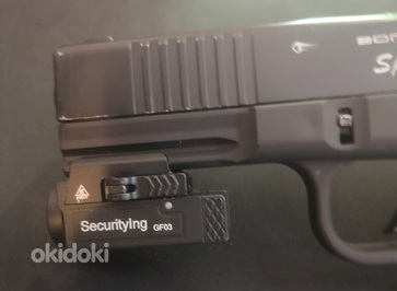 võimas taskulamp Glock seeria püstolitele (foto #1)