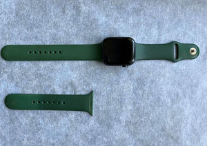 Apple Watch Series 7, 45 mm (2 foto / 8)