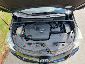 Toyota Verso 2010 (5 foto / 7)
