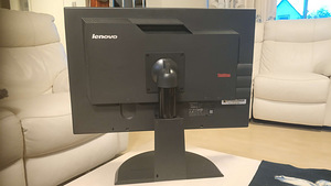 Lenovo Thinkvision L2440PWC (2 foto / 2)