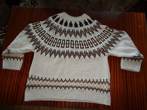 Soe ja pehme "Pull & Bear" kampsun, s.M (3 foto / 9)