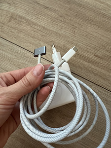 MacBook Air M2 (2022), 16GB/256GB, 13” (8 foto / 10)