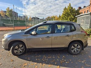 Peugeot 2008. 2016a. 73.000km (2 foto / 12)