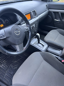 Opel Vectra 1.9 дизель (3 фото из 5)