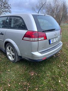 Opel Vectra 1.9 дизель (4 фото из 5)