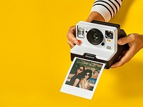 Polaroid Originals Onestep 2 Instant Film Camera. Полароид