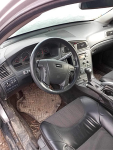 Volvo V70 XC (5 фото из 5)