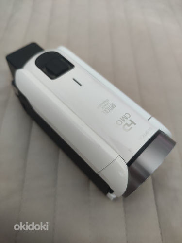 Видеокамера Canon Legria HF R706 (фото #2)