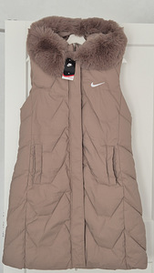 Жилет Nike (1 фото из 4)