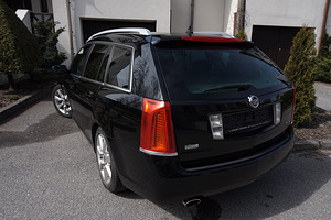 Cadillac BLS (7 foto / 10)