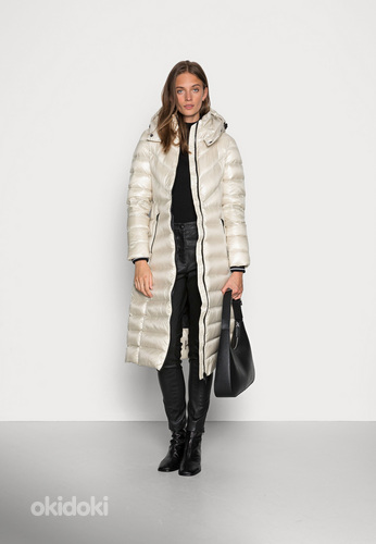 Calvin Klein LOFTY COAT - Пальто пуховик .XXL/EU44 (фото #4)