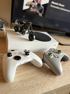 Xbox series s (3 foto / 4)