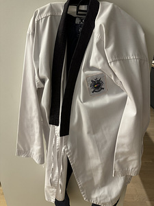 Taekwondo kimono suurus L, 190cm (1 foto / 4)
