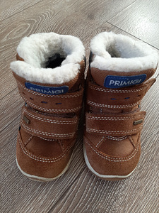 Primigi poolsaapad s. 23 (1 foto / 3)