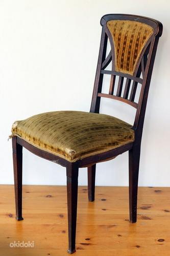 Антикварный стул в гостиную, оригинал (фото #1)
