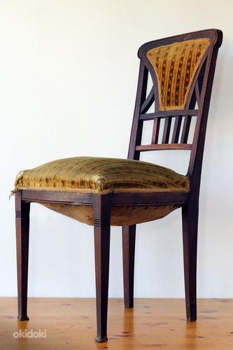 Антикварный стул в гостиную, оригинал (фото #6)