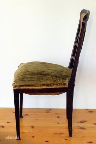Антикварный стул в гостиную, оригинал (фото #7)