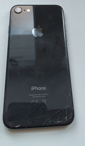 iPhone 8 64gb töökorras (2 foto / 2)