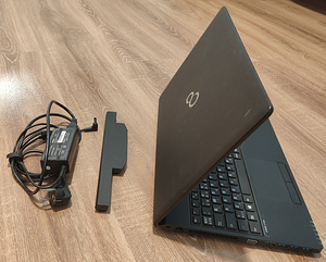 Fujitsu Lifebook A555 i3/12gbram/240ssd Добавить аккумулятор! (1 фото из 3)