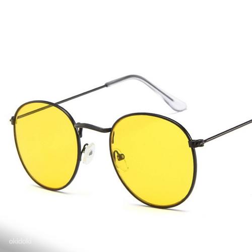 Новые стильные женские солнцезащитные очки (фото #3)