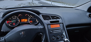 Peugeot 5008 LPG (8 foto / 15)
