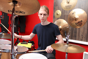 Уроки игры на барабанах в Drum Art School (4 фото из 7)