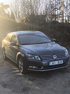 VW Passat (2 фото из 6)