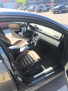 VW Passat (1 фото из 6)