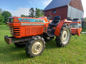 Kubota väike traktor L185 4WD Mullafreesiga (2 foto / 7)