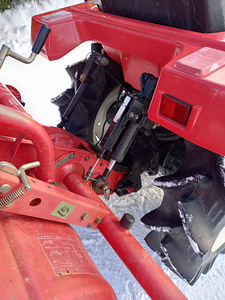 Мини трактор MITSUBISHI MT16 (4 фото из 8)