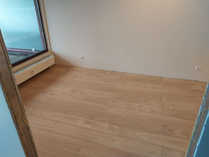 Panen kiirelt ja kvaliteetselt laminaatparketi Tallinnas ja Harjumaal (1 foto / 3)
