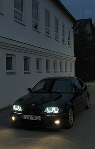 E46 kupee 2.0 110kw (8 foto / 8)