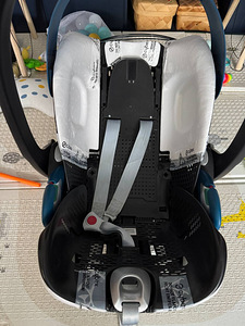 Cybex Cloud Z2 i-Size Plus + isofix base (7 foto / 7)