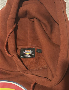 Hoodie (2 foto / 2)