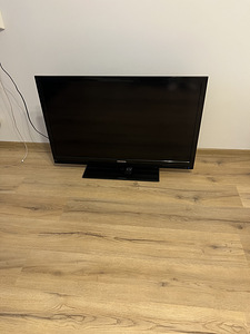 Телевизор grundig (1 фото из 2)