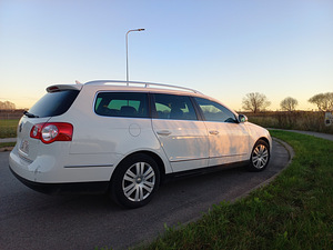 Volkswagen Passat B6 Highline 2009 2.0TDi 6 manual (5 foto / 6)