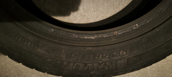 Barum Bravuris suverehvid 195/50 R15 — 2 tk.