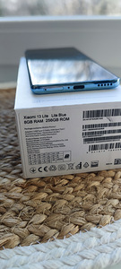 Xiaomi 13 lite (2 foto / 5)