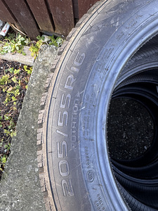 205/55R16 Nokian Hakkapeliitta (2 foto / 5)