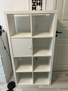 IKEA KALLAX riiul koos uksega (2 foto / 5)