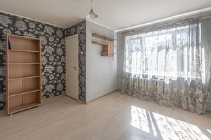 Rakvere tn 38, Kalevi, Narva, Ida-Virumaa (3 foto / 17)