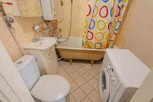 Rakvere tn 38, Kalevi, Narva, Ida-Virumaa (12 foto / 17)