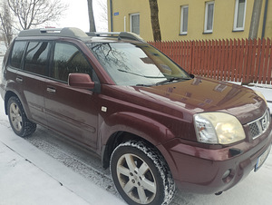 Nissan X-trail (1 foto / 5)