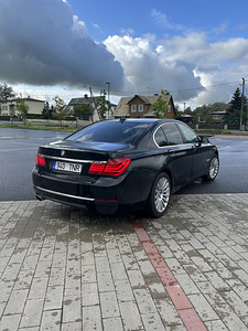 BMW 730D F01 (3 фото из 11)
