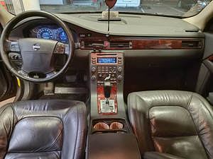 Volvo S-80 (12 foto / 12)