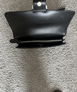 Müüa Pinko kott (7 foto / 7)